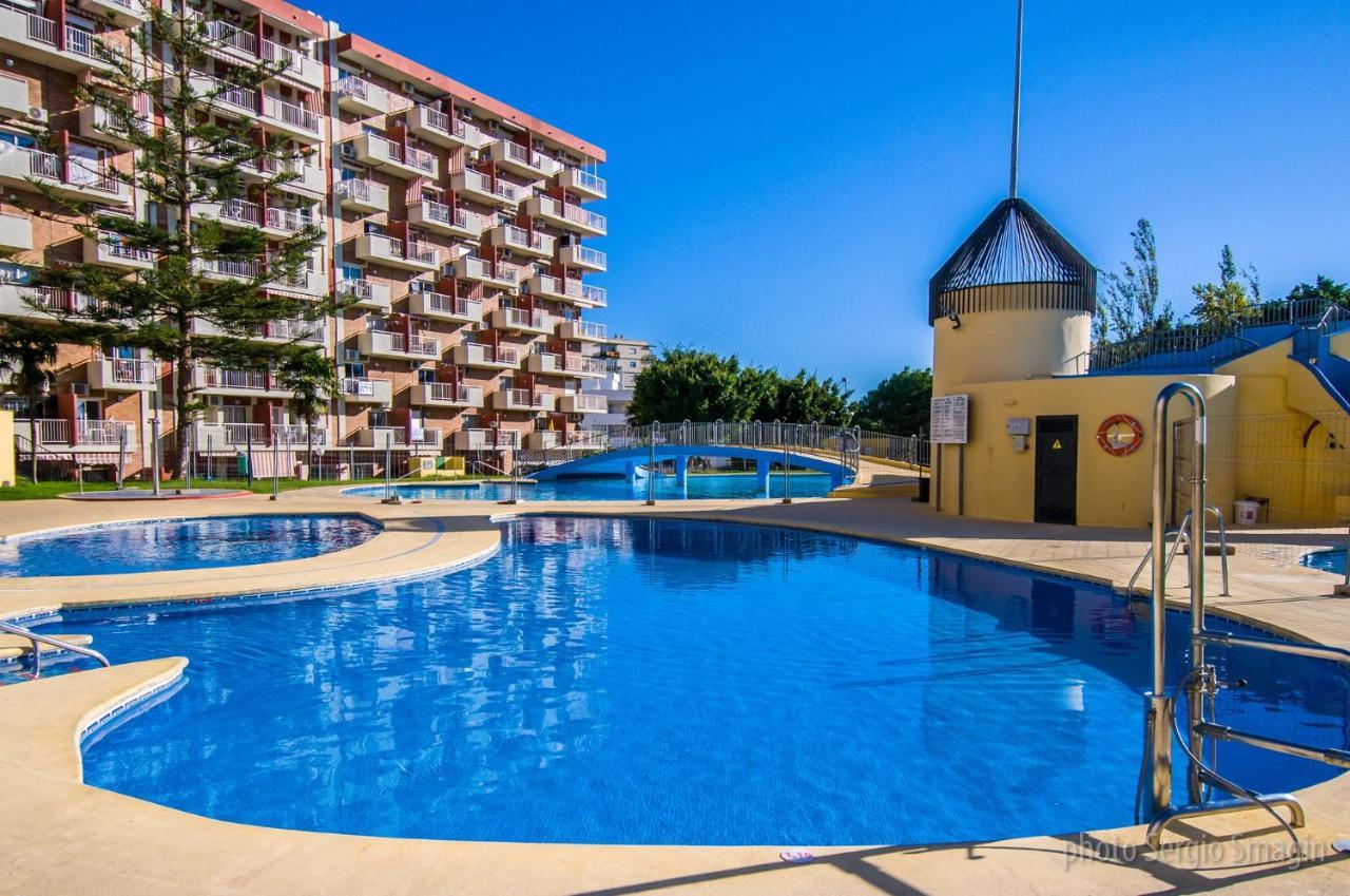 427 Estudio En Jupiter Apartamentos - Vista A La Piscina, El Mar Y Las Montana Benalmádena Exterior foto